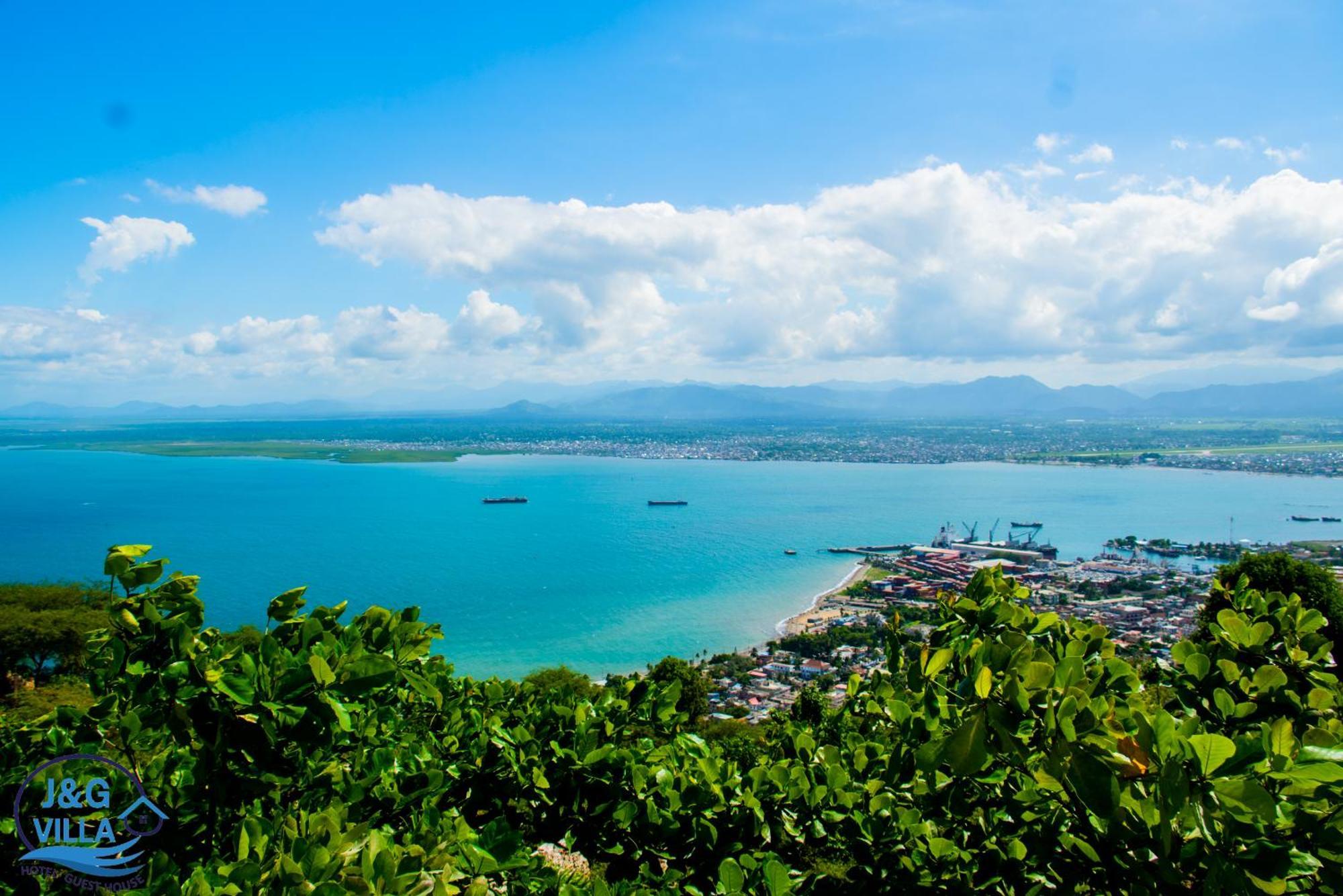 J&G Villa Hotel Cap-Haitien Bagian luar foto