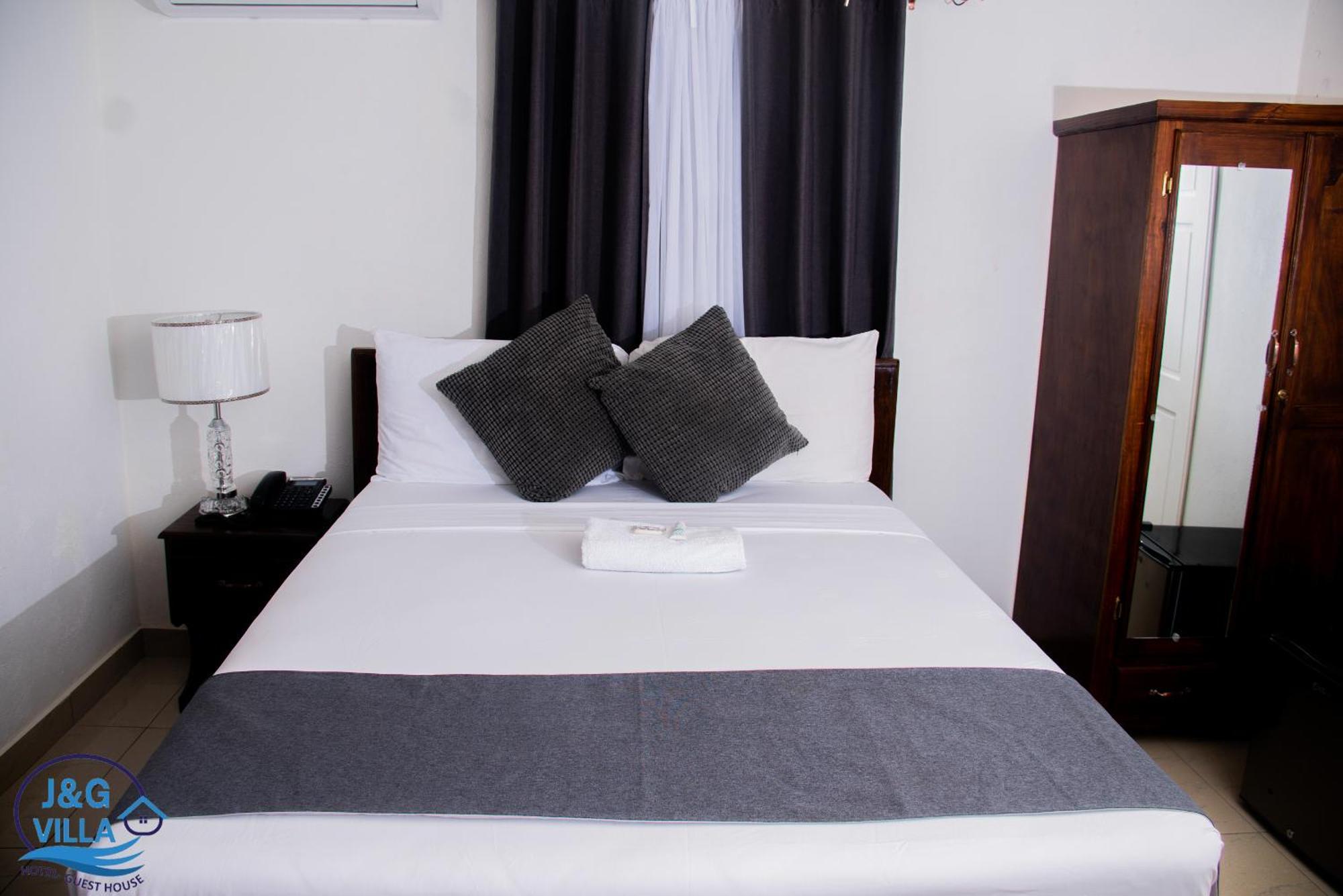 J&G Villa Hotel Cap-Haitien Bagian luar foto